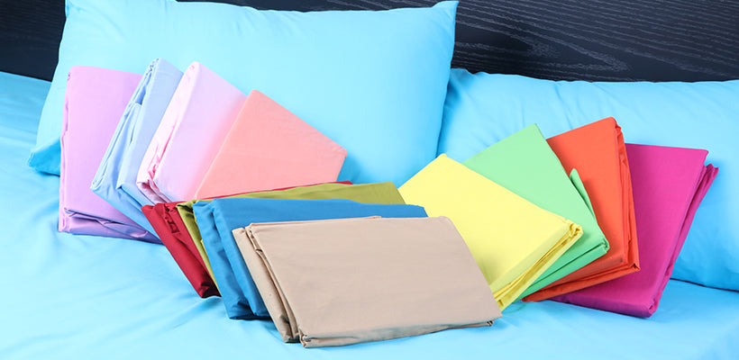 A Comparative Guide: Polyester vs Cotton Bedsheet Comparison - Which is Better?