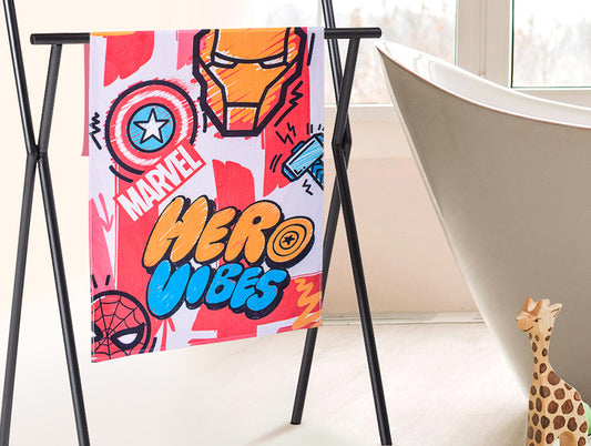 Lucent White - White 100% Cotton Bath Towel - Marvel Avengers By Spaces