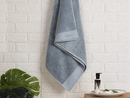 Blue Fog - Light Blue 100% Egyptian Cotton Bath Towel - Luxury Egyption Cotton By Spaces