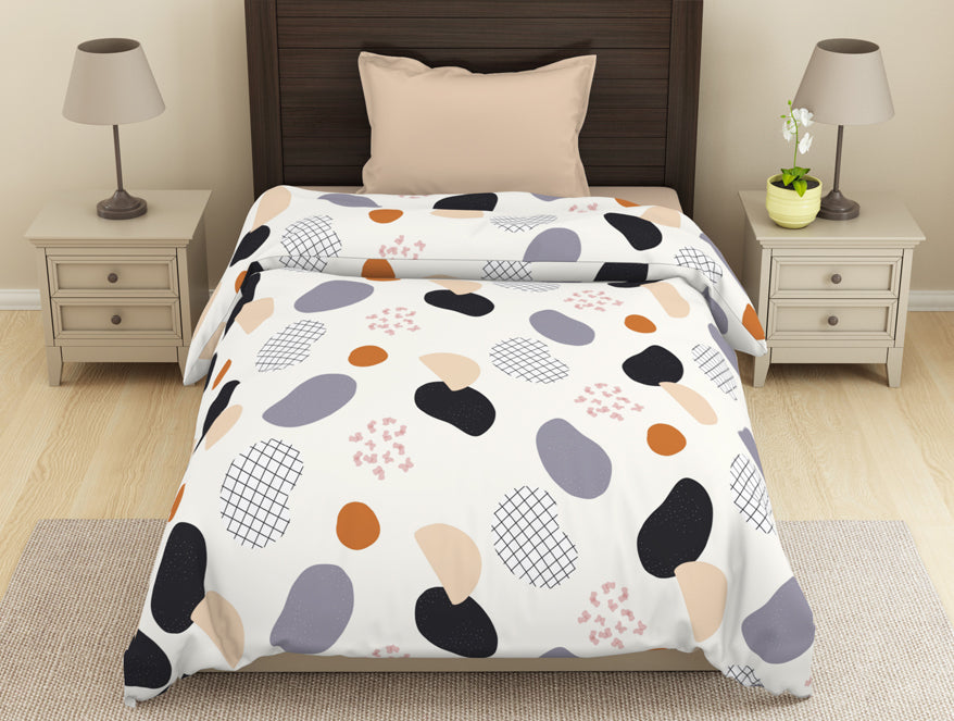 Geometric White Microfiber Shell Single Dohar Welspun Dohar By Welsp