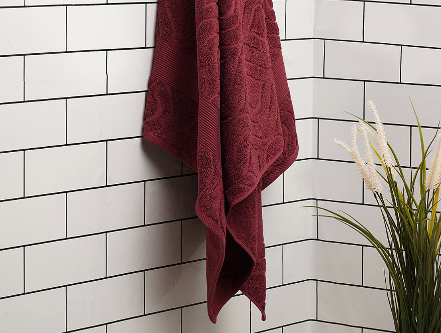 Red 100% Cotton Bath Towel - Jamevar By Spaces