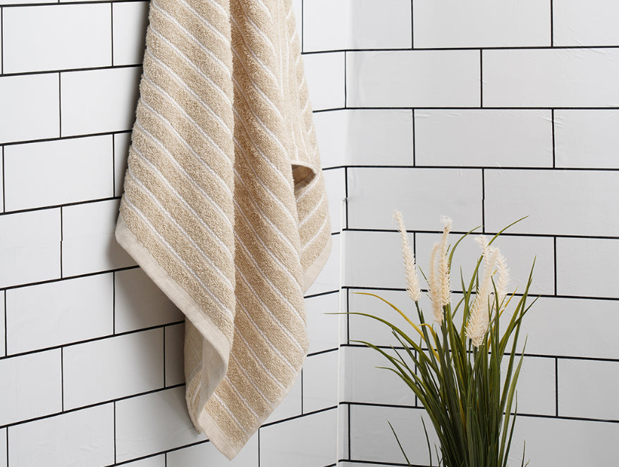 Beige 100% Cotton Bath Towel - 2-In-1 By Welspun